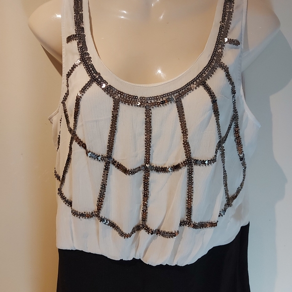 ❣️Ladies sequin white/black dress size XL (#308) - Picture 2 of 12